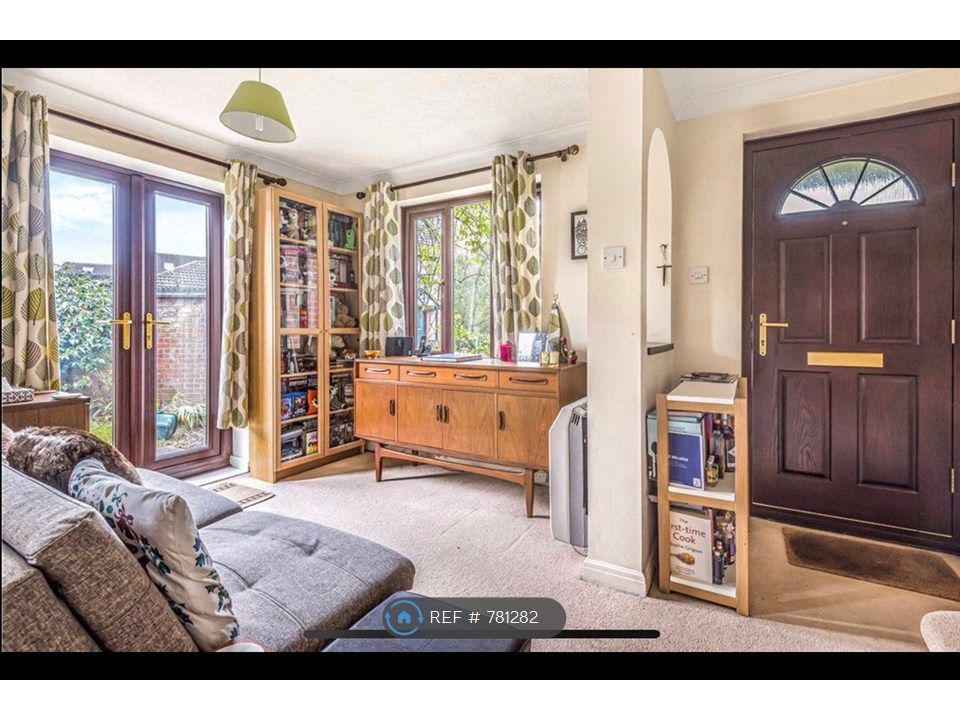 Property photo 3 of 10