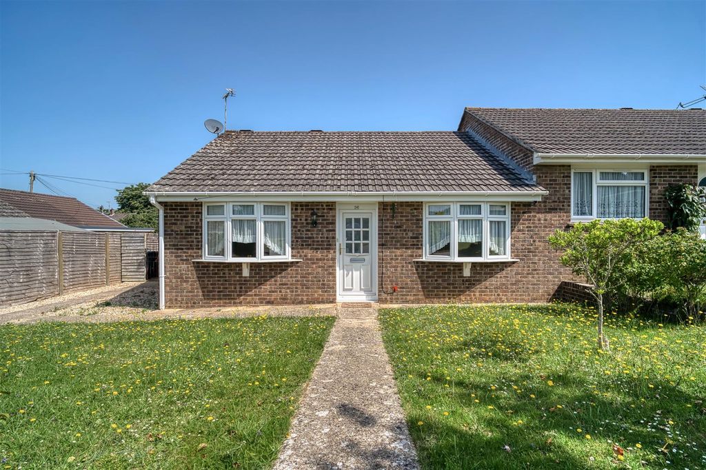 Property photo 1 of 10 Front