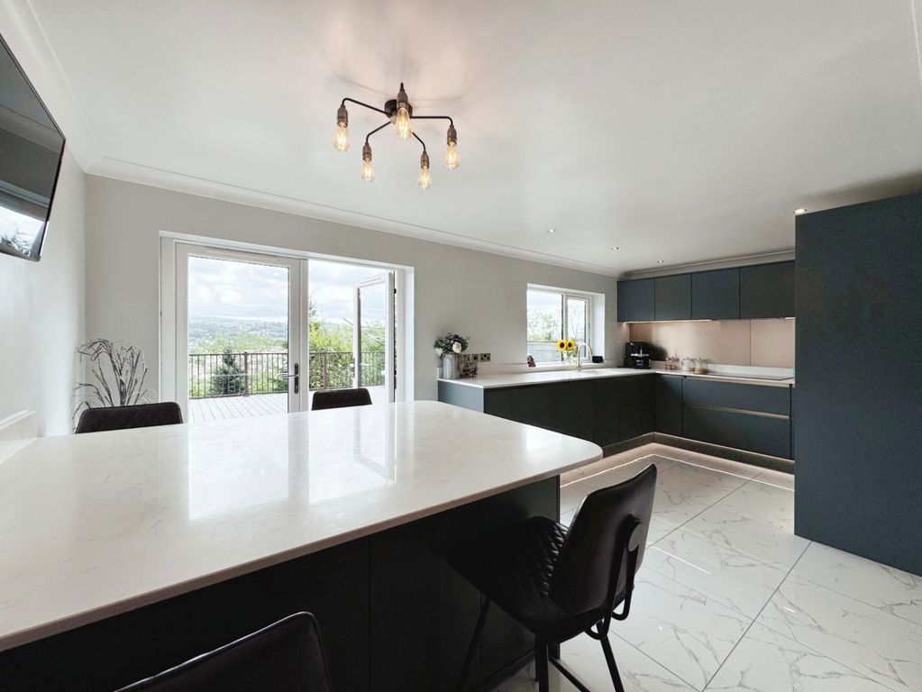 Property photo 2 of 32 3217195