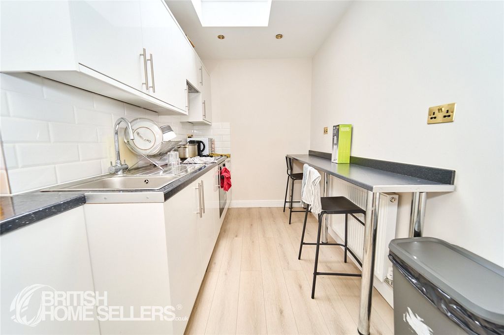 Property photo 2 of 26 2