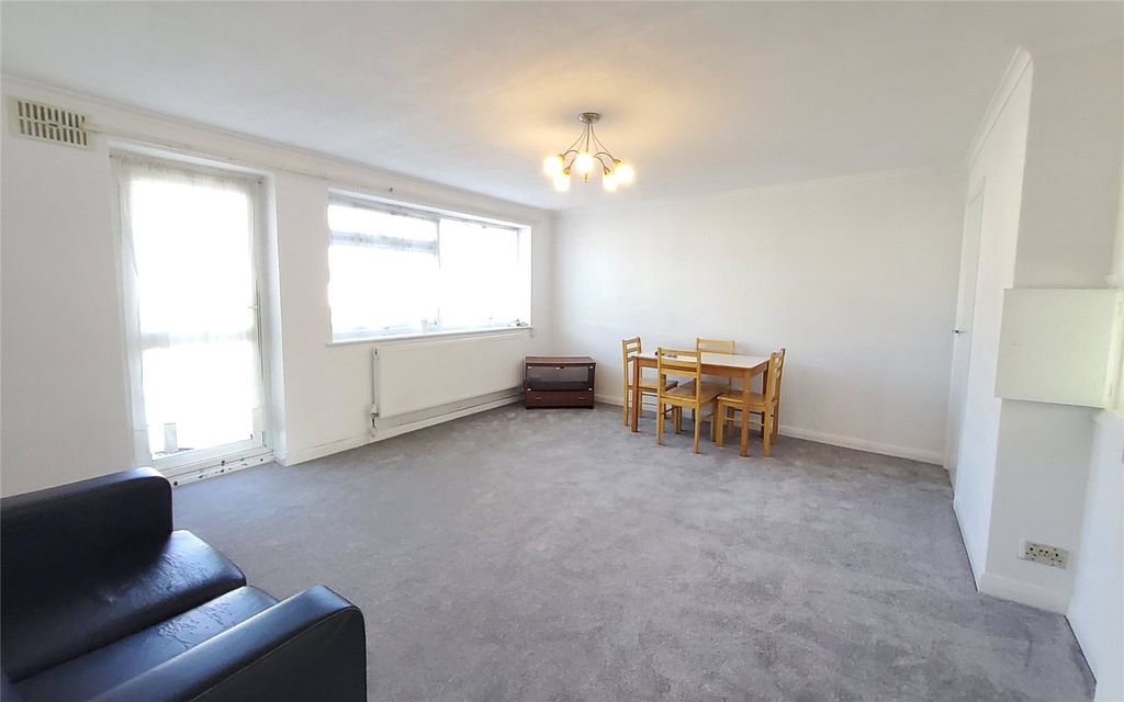 Property photo 1 of 11 Picture No. 14