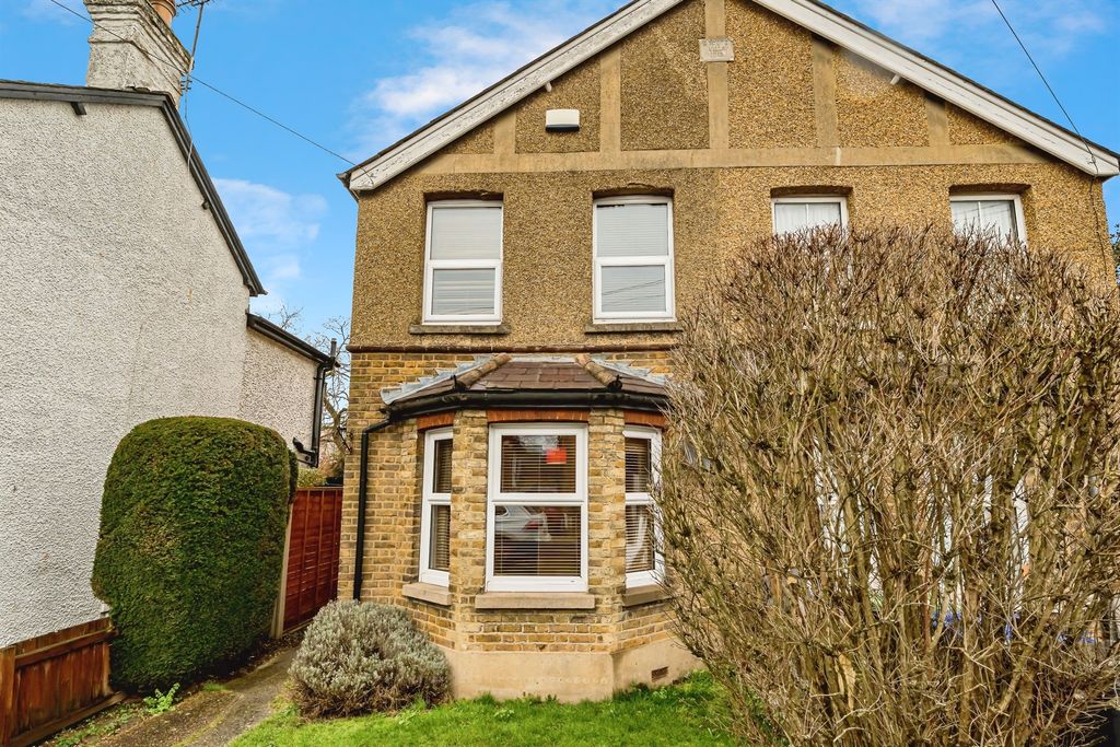 Property photo 1 of 18