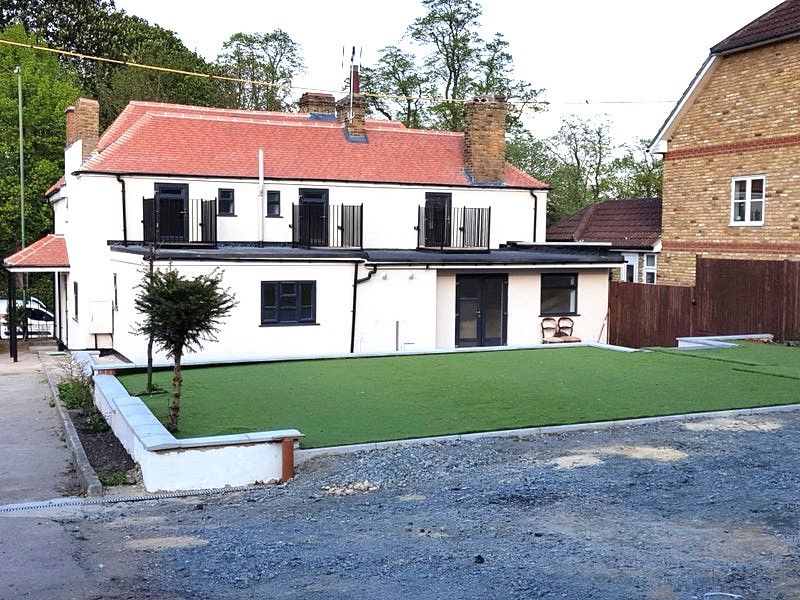 Property photo 1 of 8