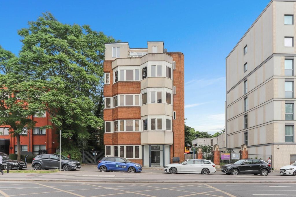 Property photo 2 of 14