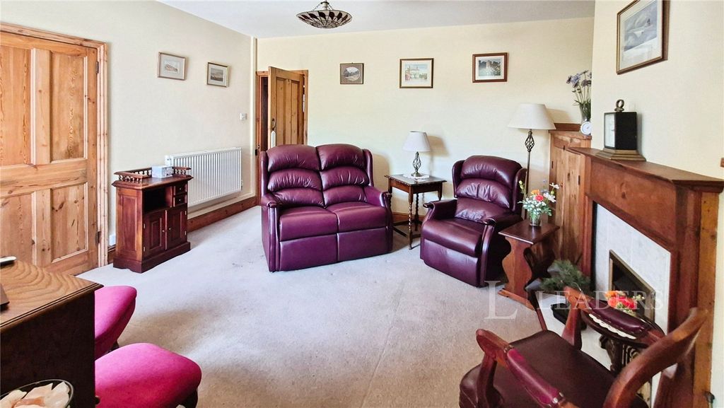 Property photo 2 of 15 Picture No. 02