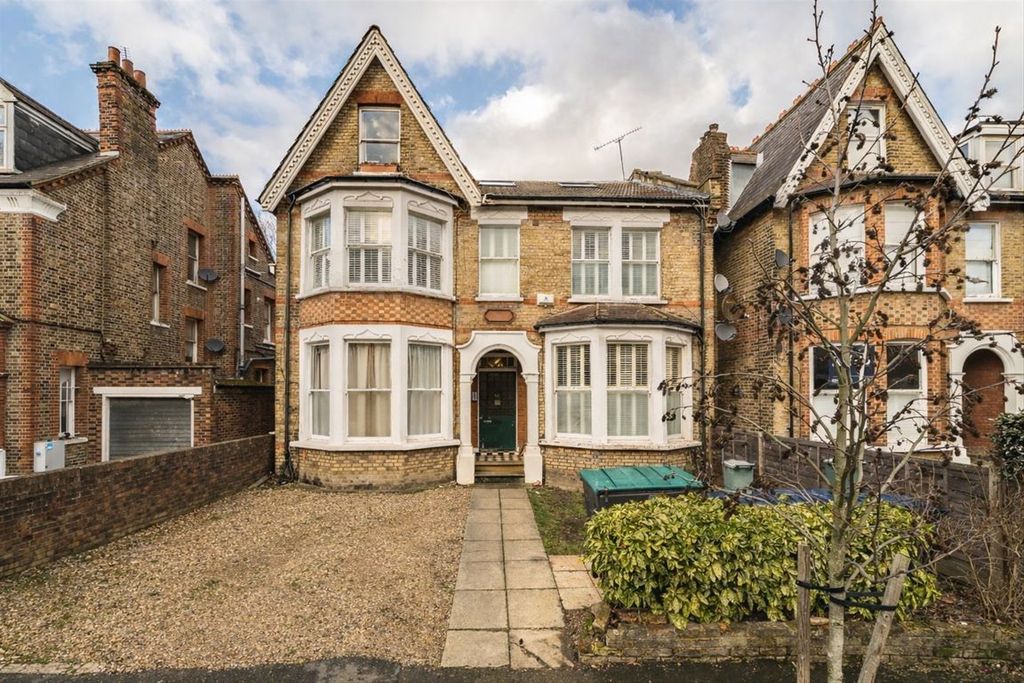 Property photo 1 of 7