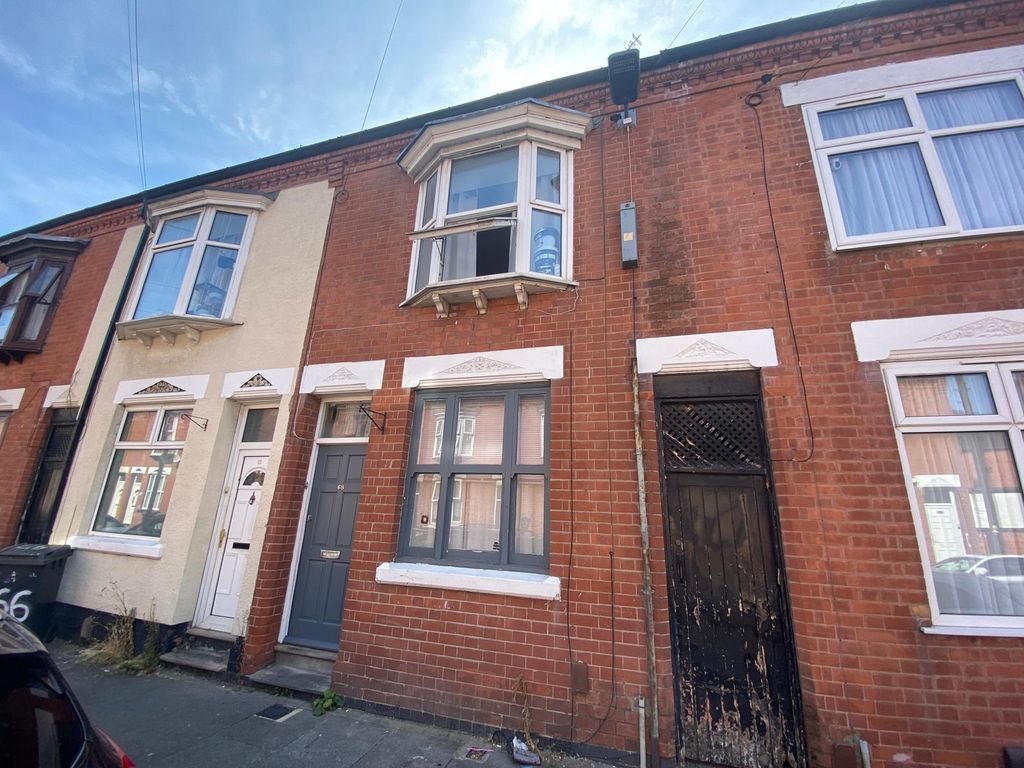 Property photo 1 of 11