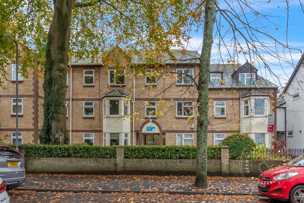 Property photo 1 of 18 Western-Court-17.Jpg