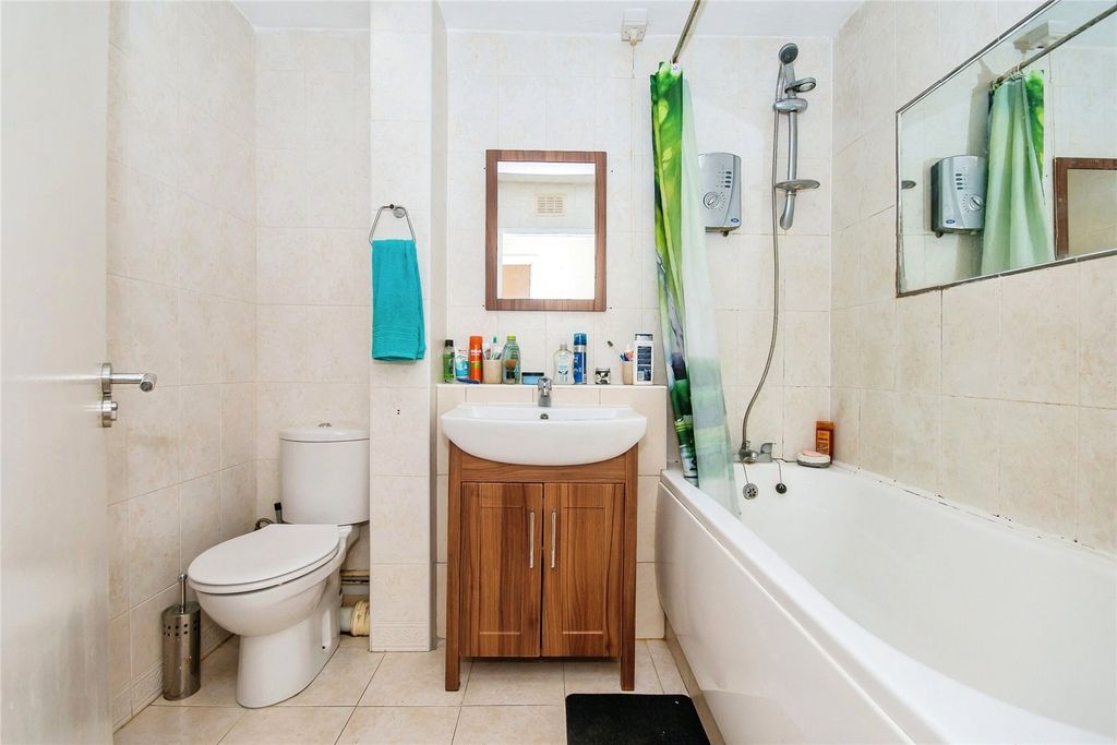 Property photo 2 of 11 Picture No. 01