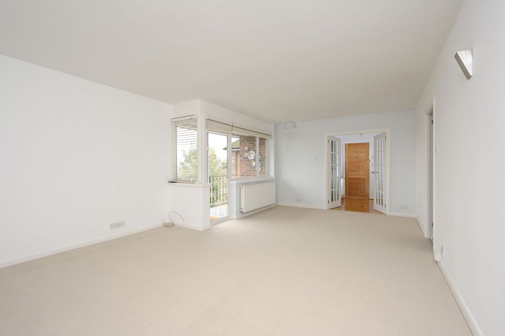 Property photo 3 of 14 8Vincentcourt-4.Jpg