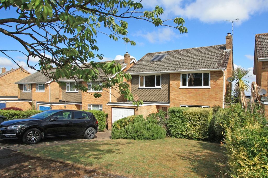 Property photo 1 of 18
