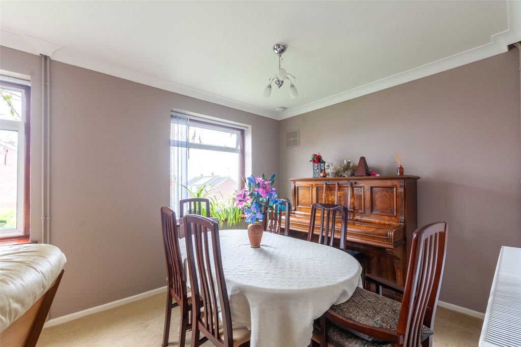 Property photo 3 of 11 Picture No. 04