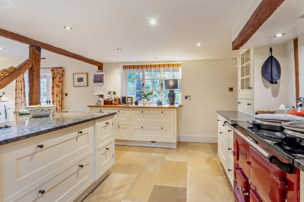 Property photo 3 of 18 Picture No. 16