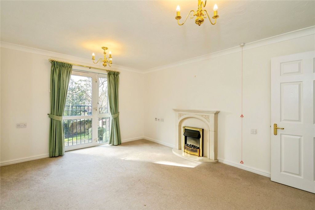 Property photo 3 of 27 Picture No. 37