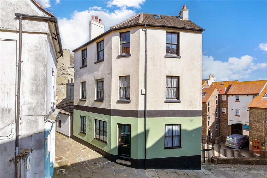 Property photo 1 of 18 External Web