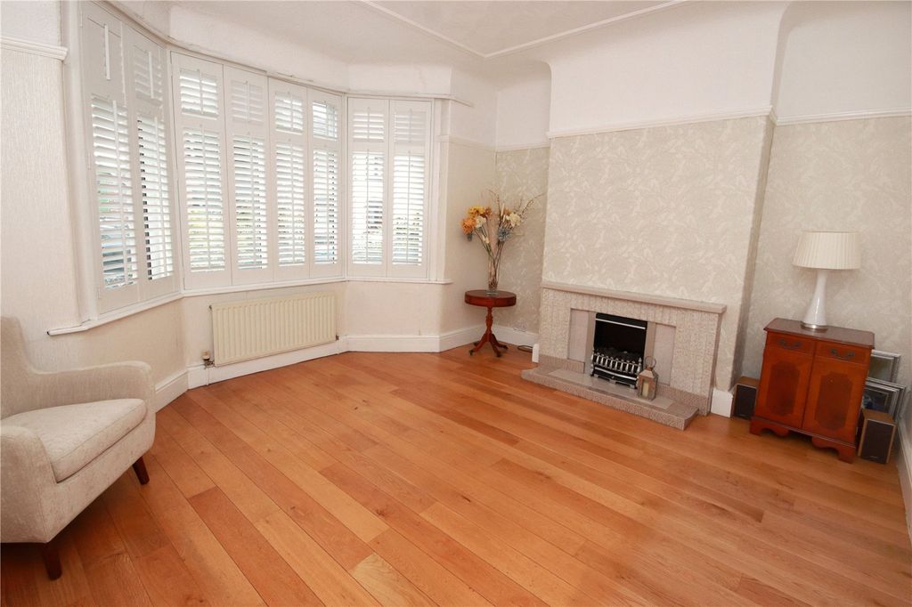 Property photo 2 of 18 Picture No. 08