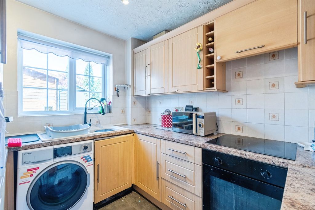 Property photo 2 of 15