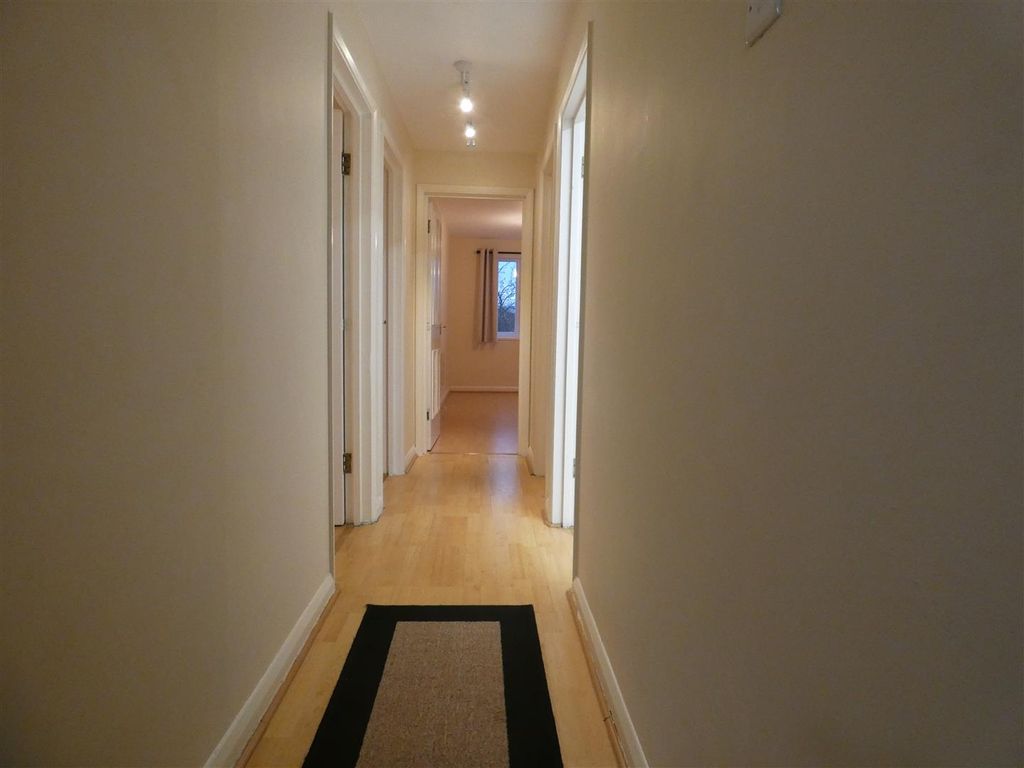 Property photo 2 of 10 Hall.Jpg