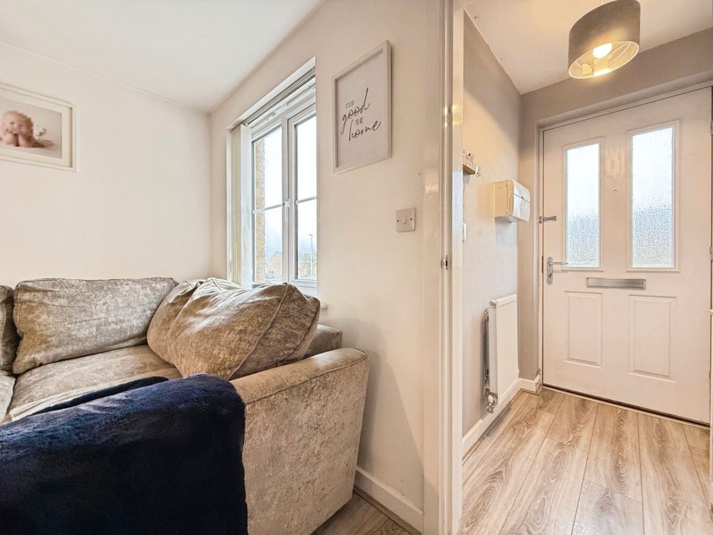 Property photo 3 of 31 4358395