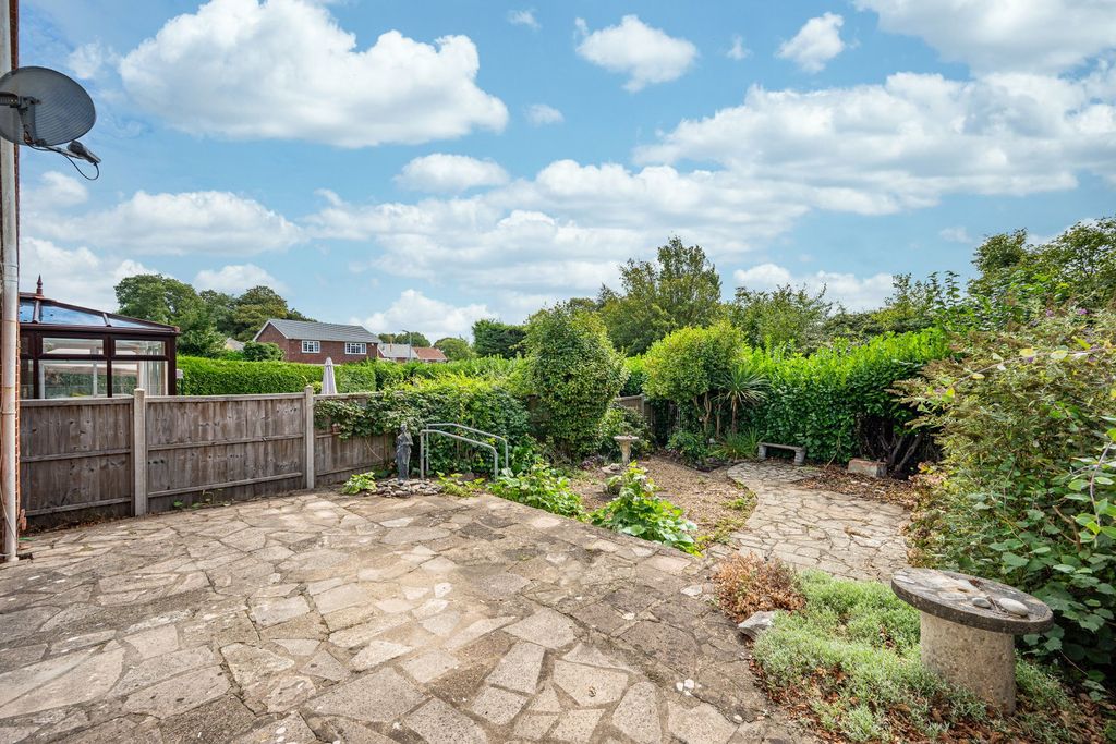 Property photo 3 of 31