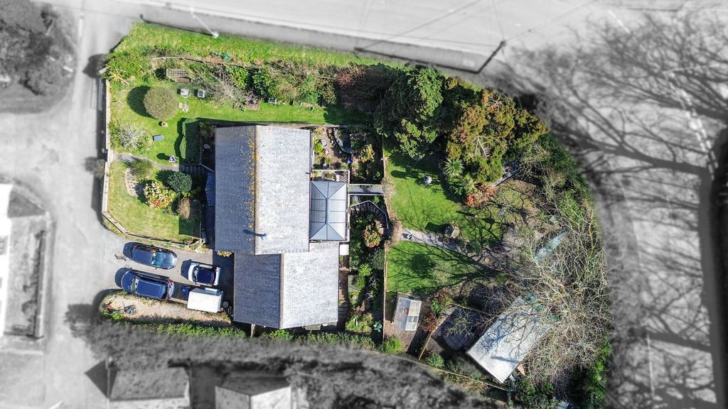 Property photo 1 of 24