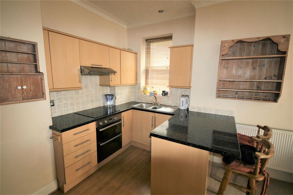 Property photo 2 of 8 Kitchen Area.Jpg