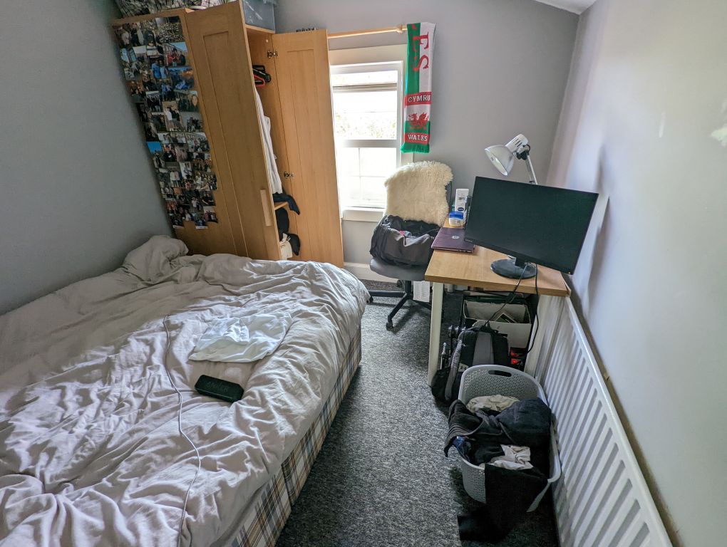 Property photo 2 of 9