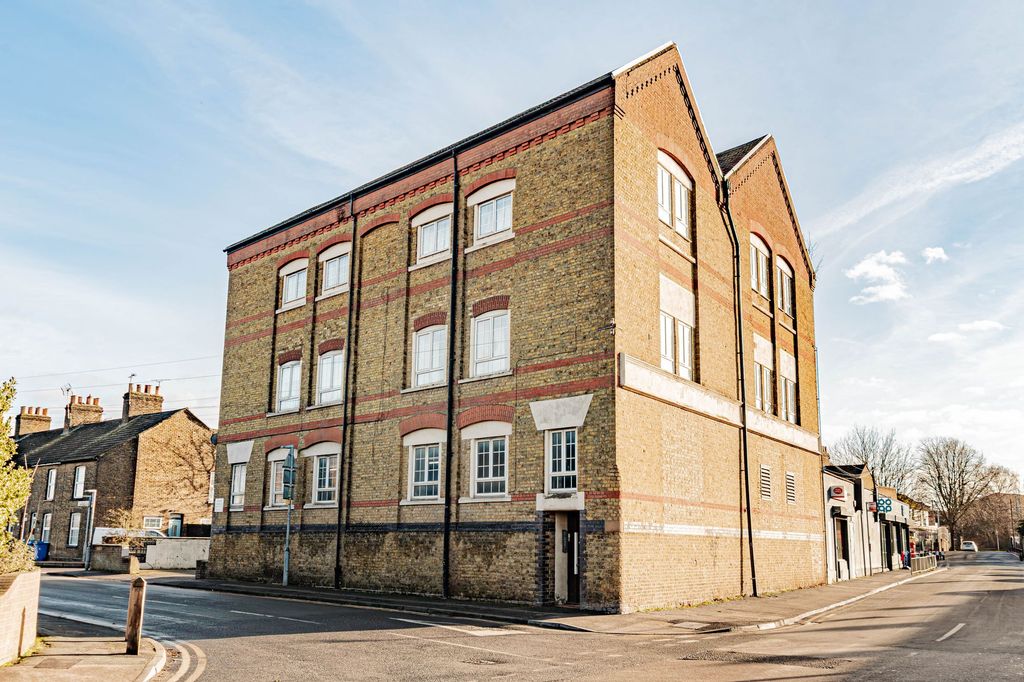 Property photo 1 of 13 Front (1)