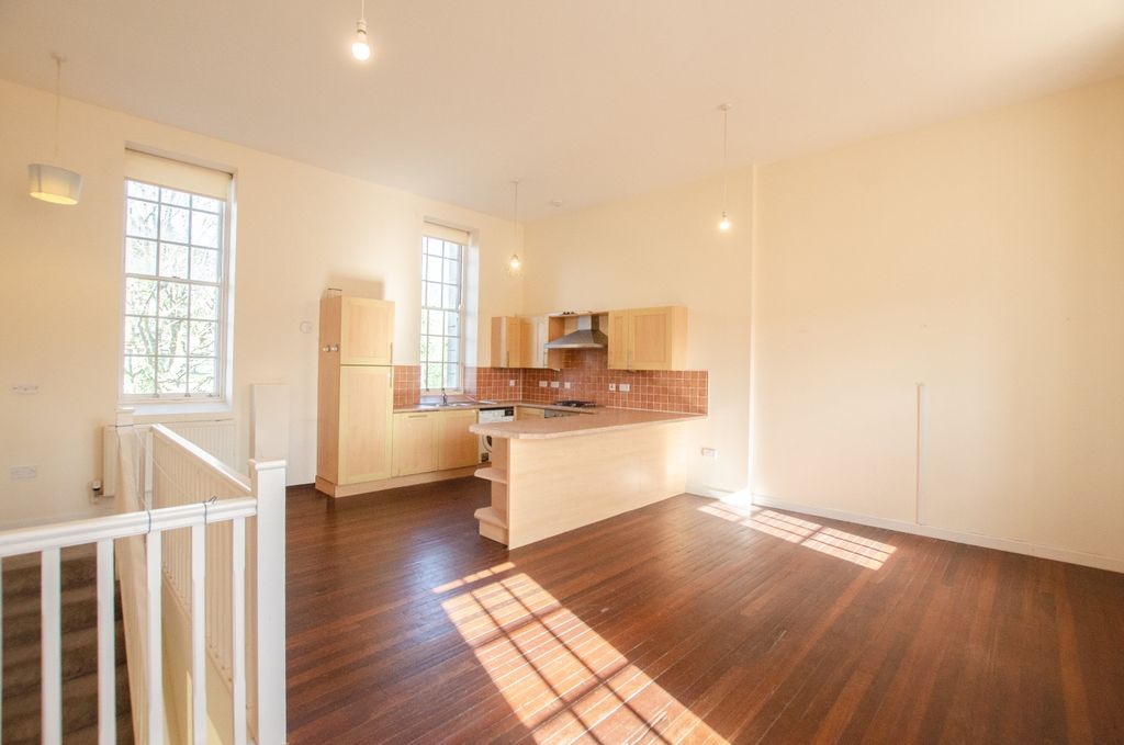 Property photo 2 of 9 10 Royffe Way Tps Bodmin 01208 74182-11