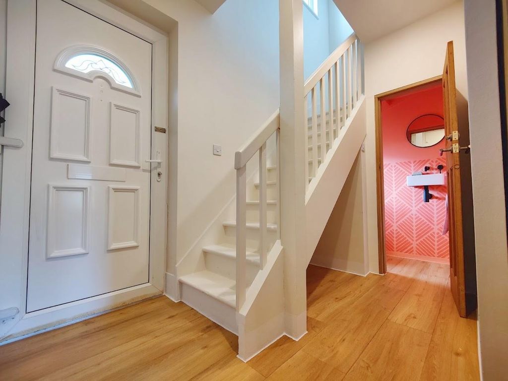 Property photo 3 of 25 Hallway Shot.Jpg