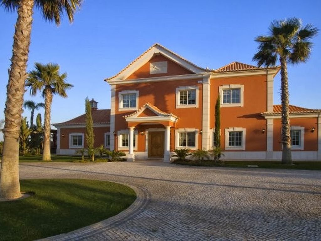 Property photo 1 of 6