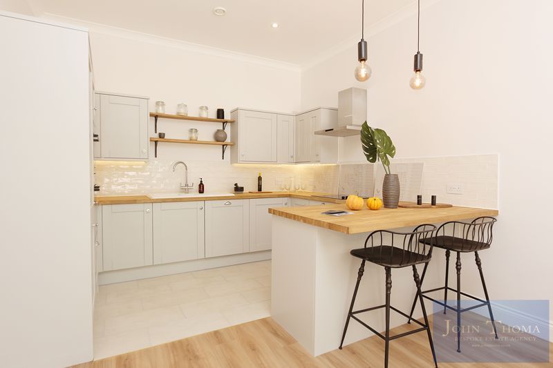 Additional image 17 of 2 bed flat to rentThe Canopy, Lambourne Road, Chigwell IG7