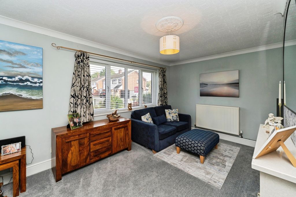 Property photo 2 of 17 Pbox-Img.Jpg