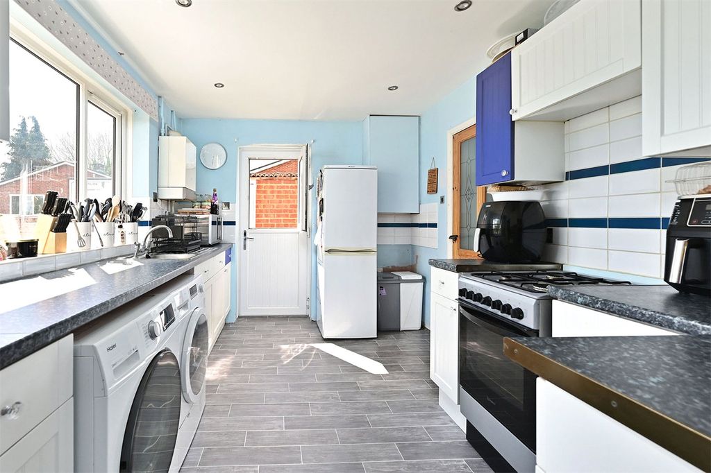 Property photo 3 of 17 Picture No. 10