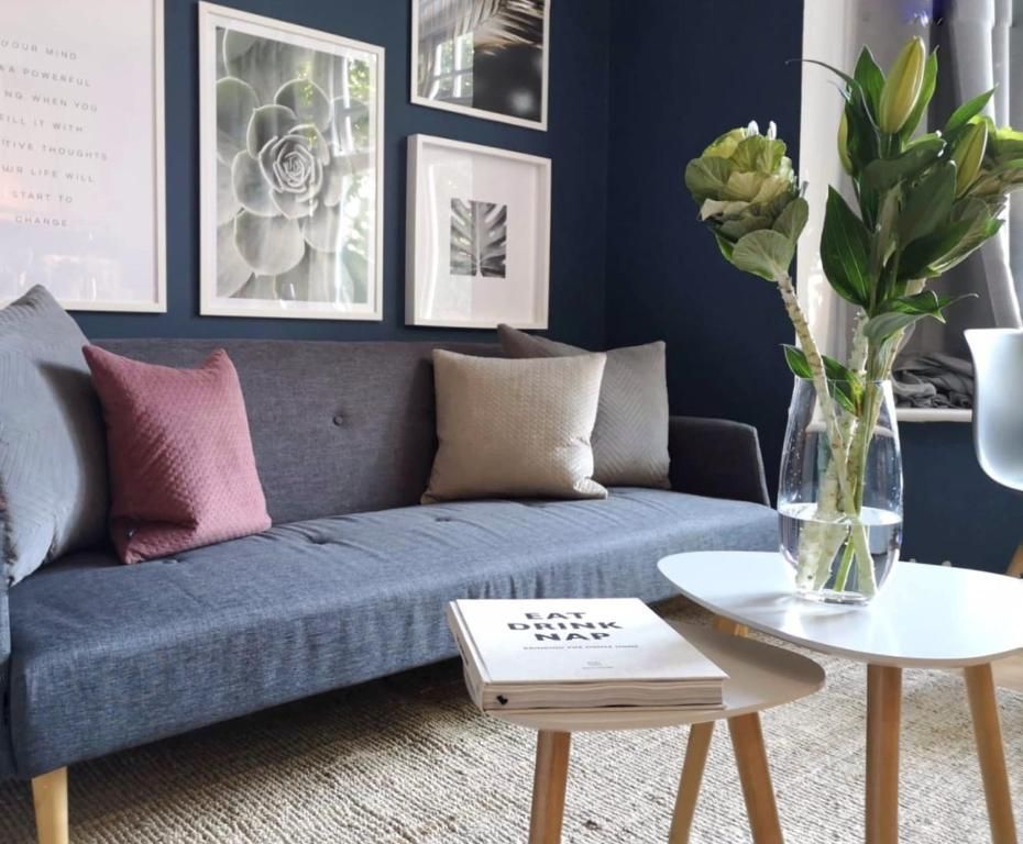 Property photo 2 of 7 Main