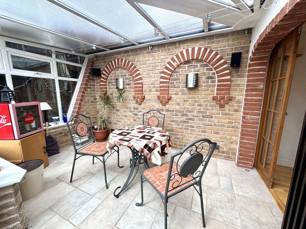 Property photo 3 of 20 Img_0074