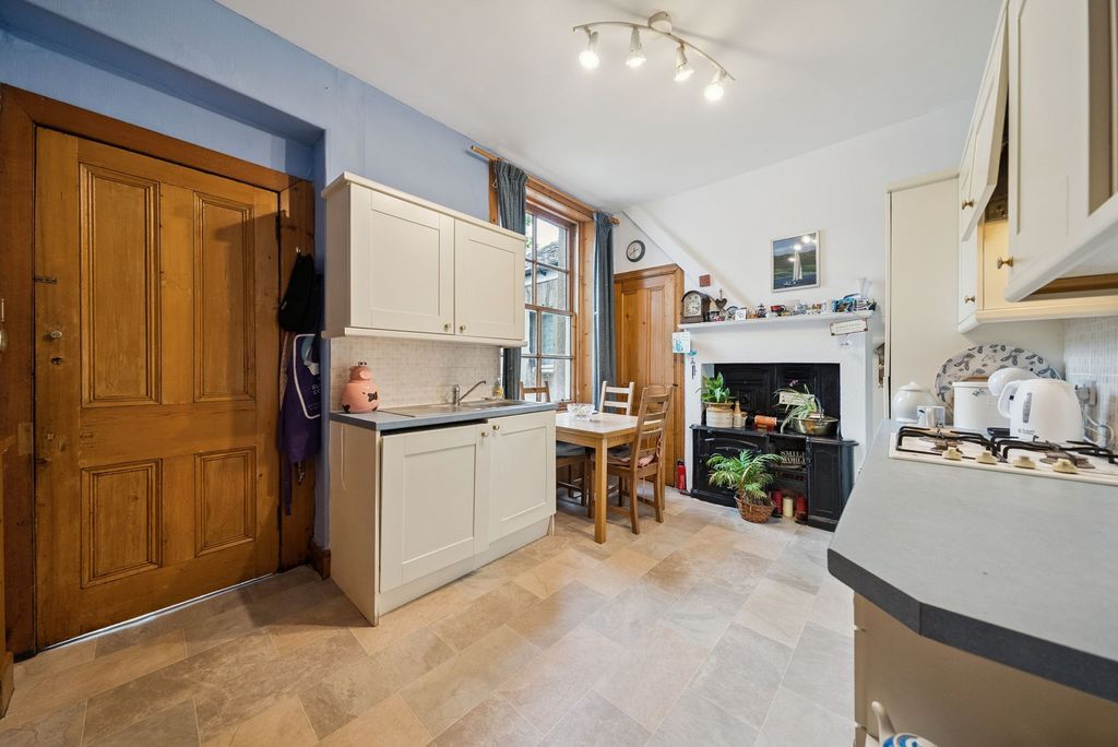 Additional image 9 of 4 bed end terrace house for sale52 William Street, Helensburgh G84