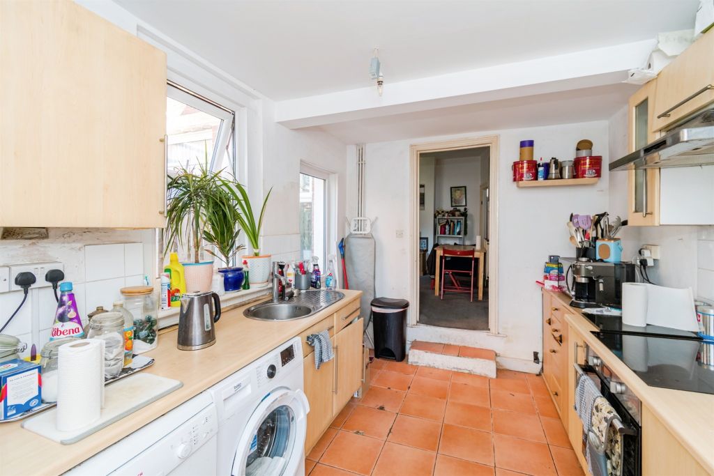 Property photo 3 of 17
