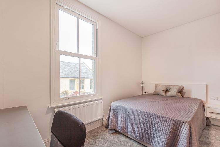 Property photo 1 of 11 310333