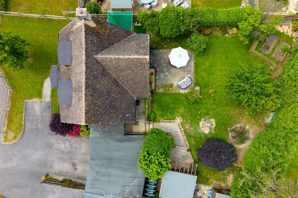 Property photo 3 of 28 8.Jpg