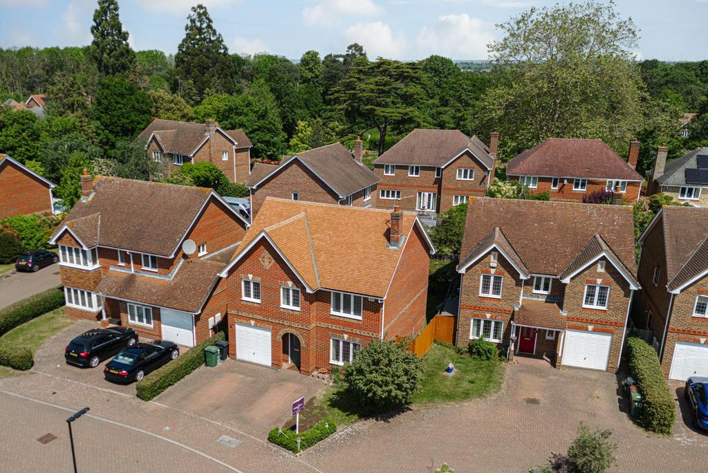 Property photo 1 of 27 Online 5.Jpg