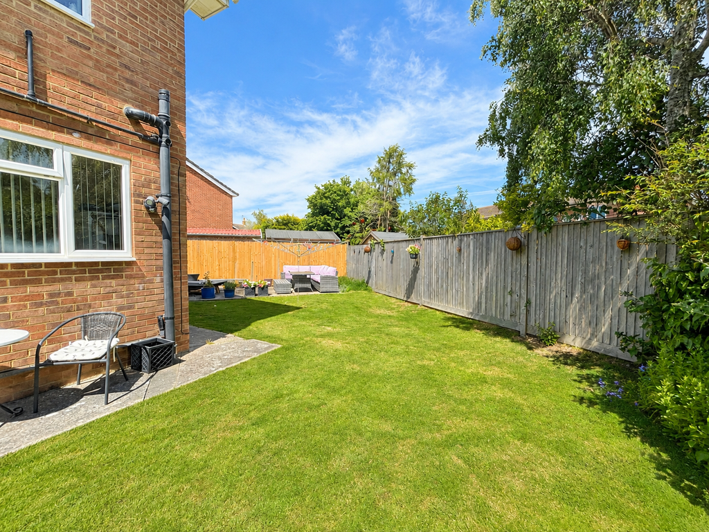 Property photo 2 of 23