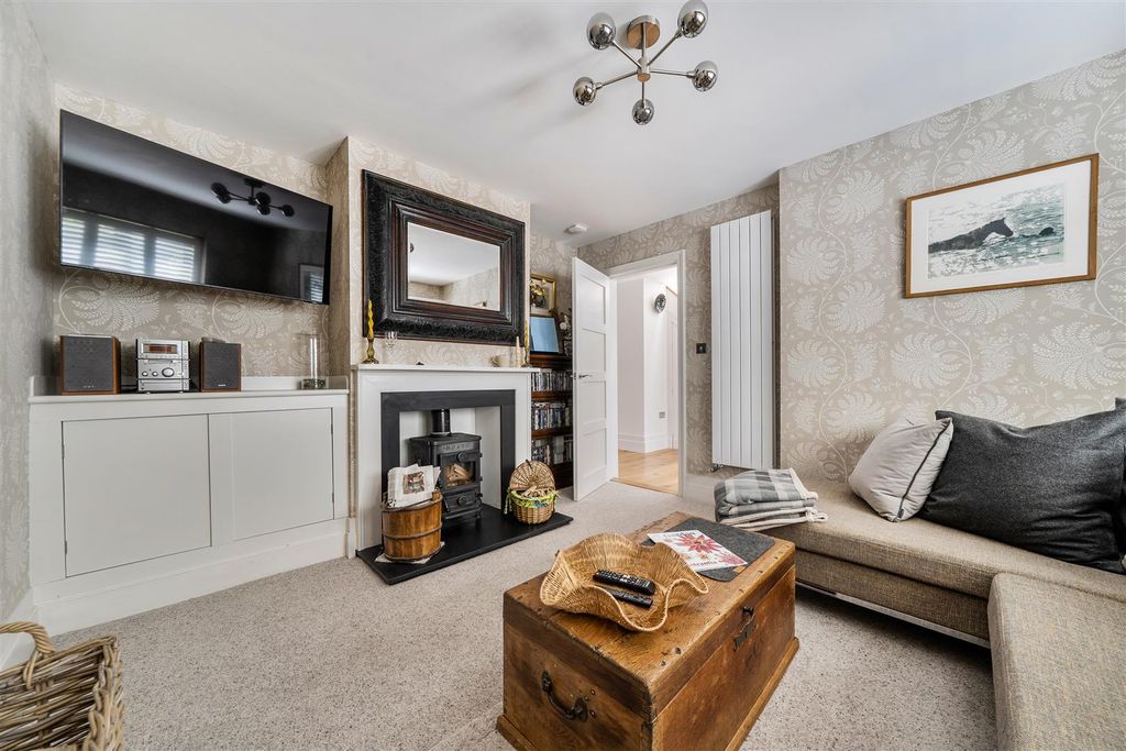 Property photo 3 of 28 1477440-18-6A31Bd9Acf2Af.Jpg