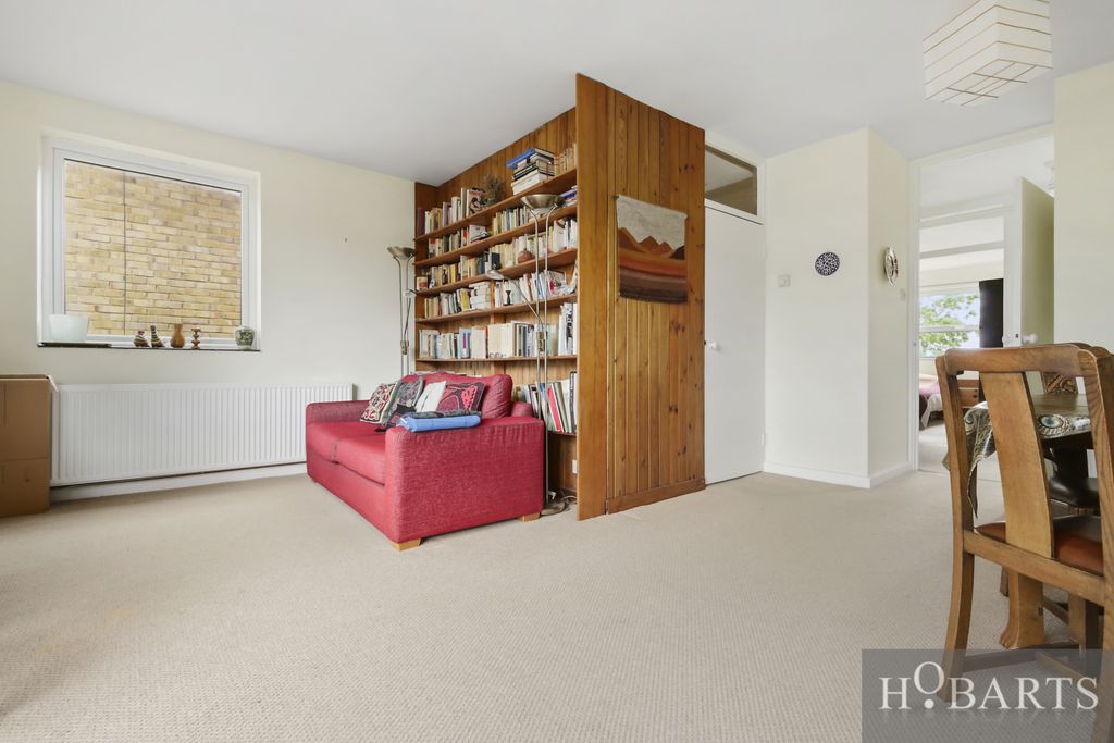 Property photo 3 of 12 Gallery