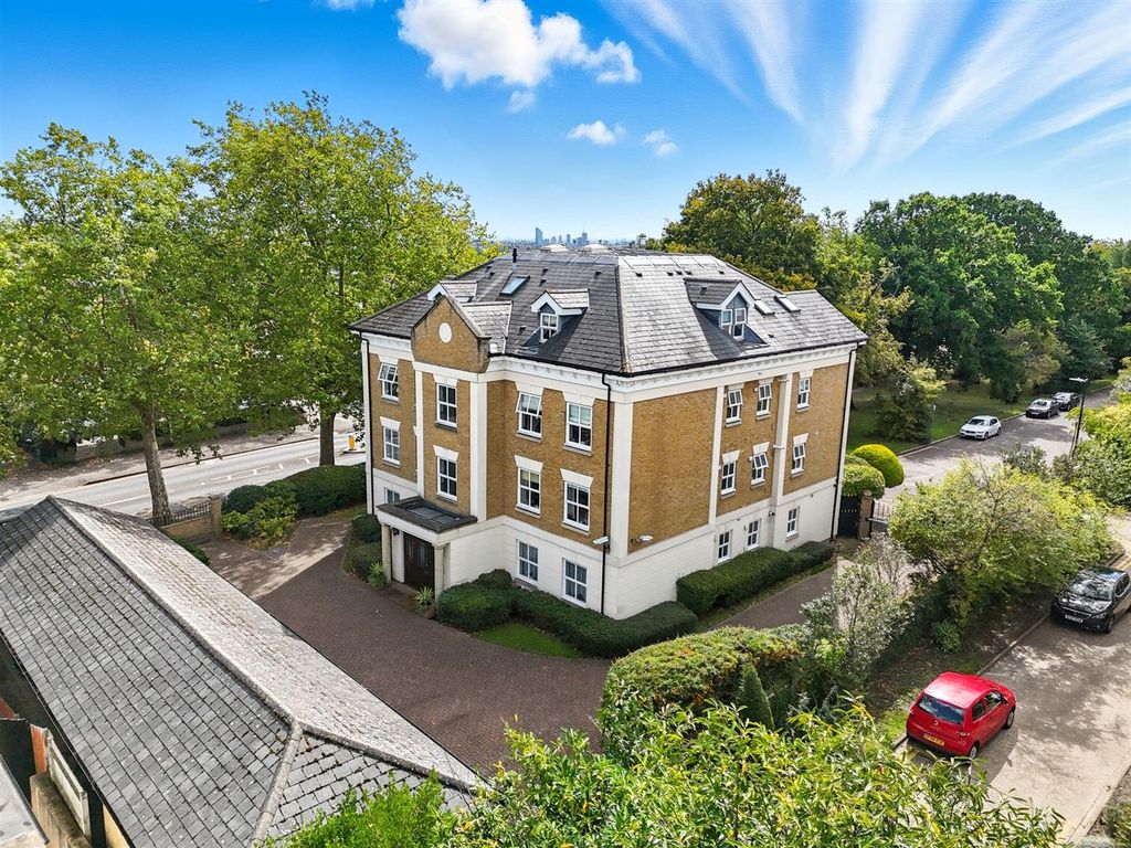 Property photo 1 of 24 003_Dji_20250912115710_0858_d.Jpg