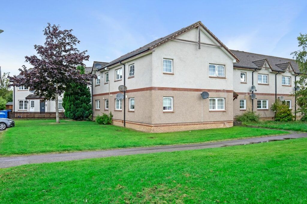 Property photo 1 of 11