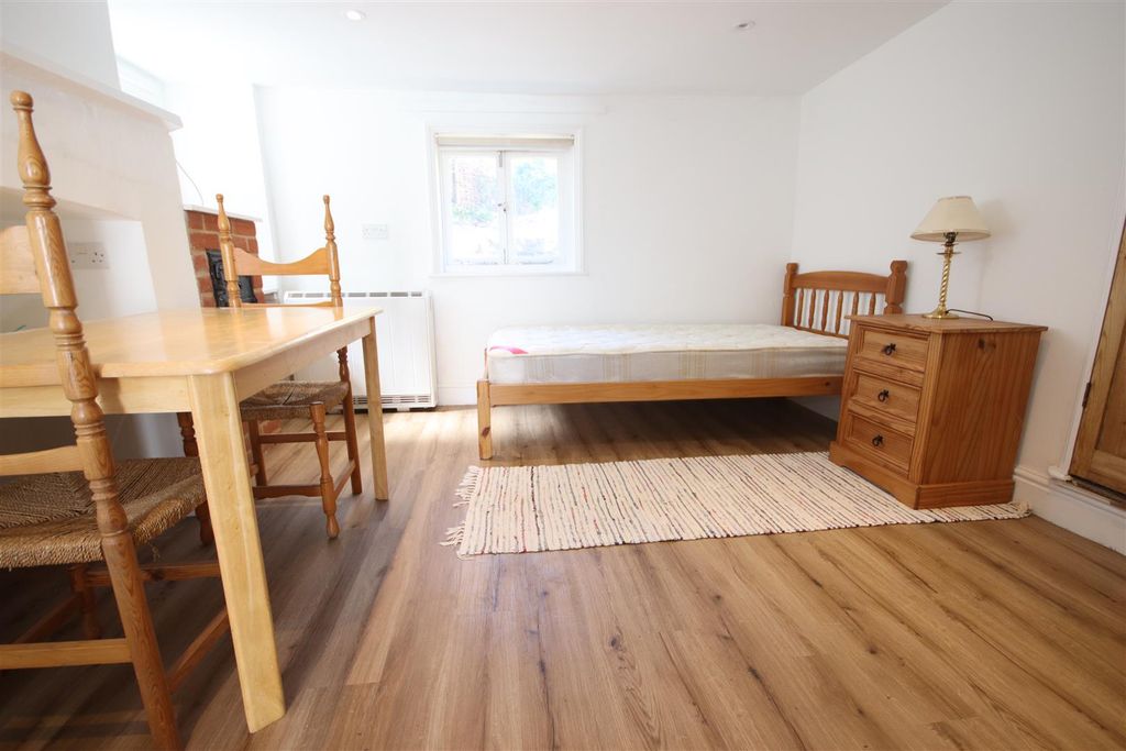 Property photo 3 of 6 Img_6715.Jpg