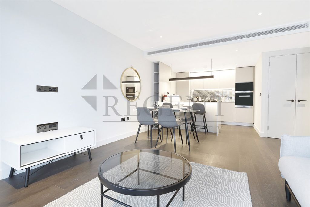 Property photo 2 of 12 Open Plan