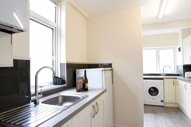 Property photo 3 of 16 Photo 17