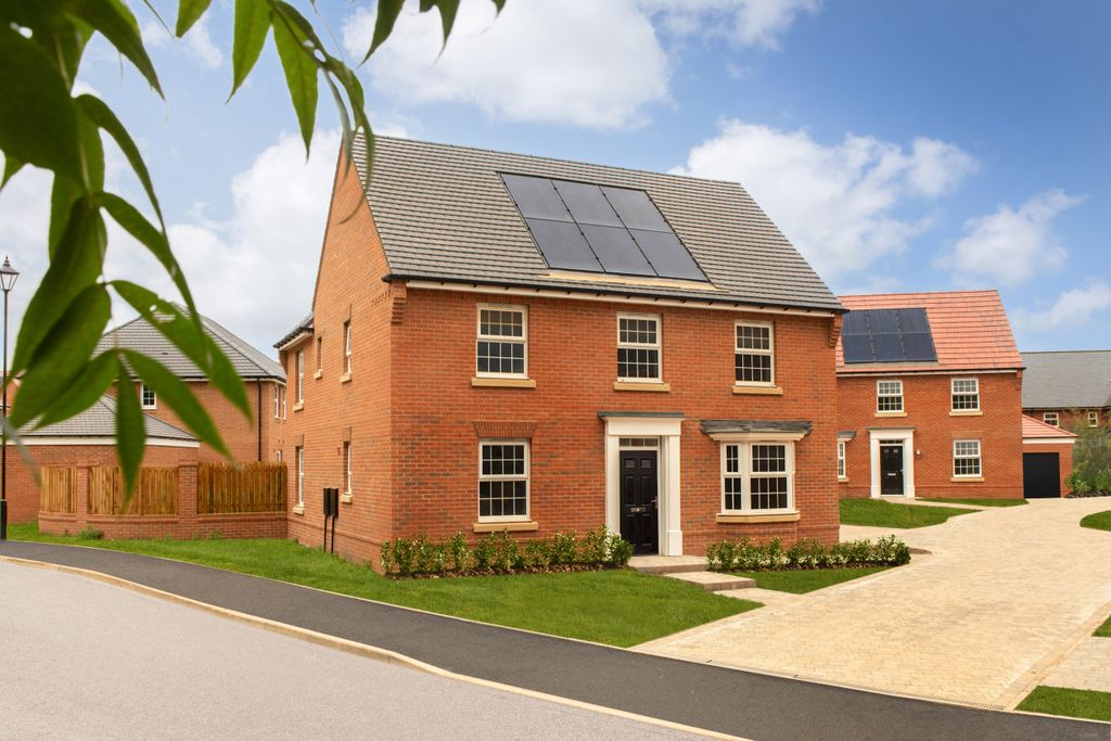 Property photo 1 of 10 Outside View Of 4 Bedroom Detached Avondale Home